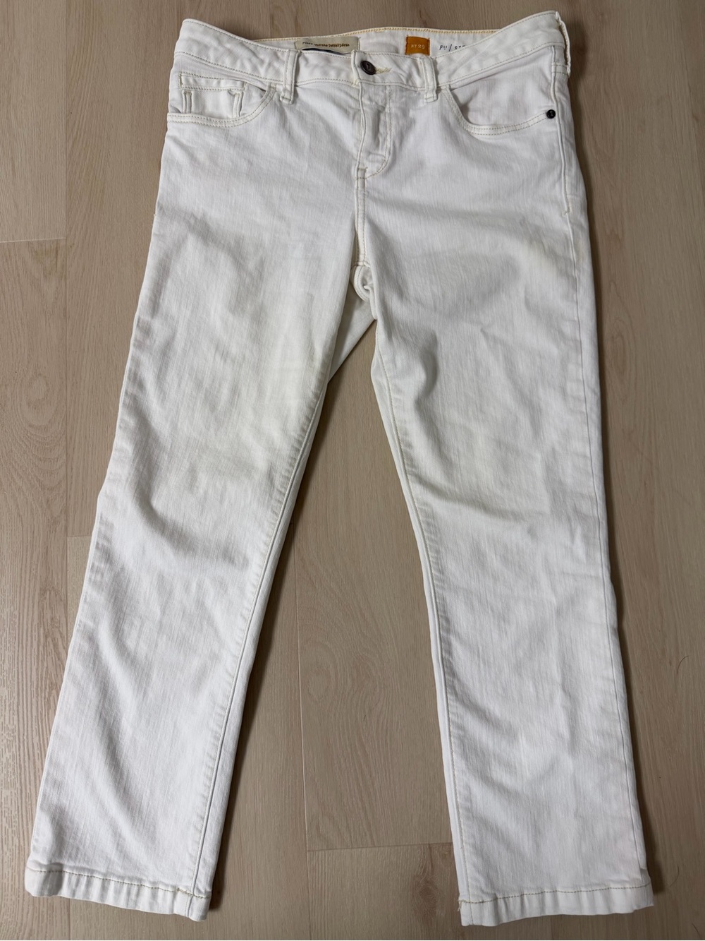 Anthropologie Pilcro White Straight-Leg Jeans